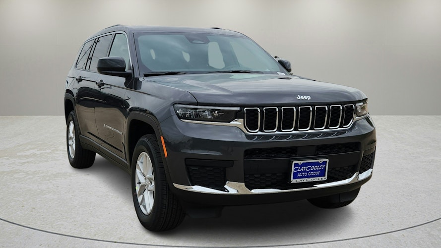 2025 Jeep Grand Cherokee Limited photo 2